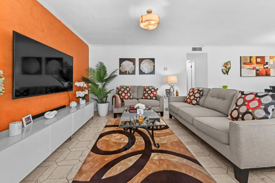 200 NE 12th Avenue #3a, Hallandale Beach, FL 33009 - #2