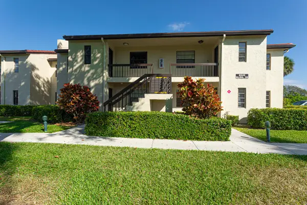 8545 Casa Del Lago #F, Boca Raton, FL 33433