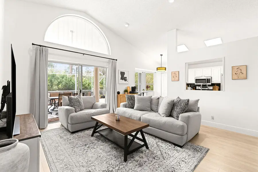 447 Woodview Circle, Palm Beach Gardens, FL 33418 - #2