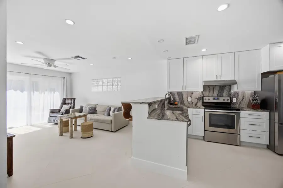 155 Deerfield Drive N, Jupiter, FL 33458 - #3