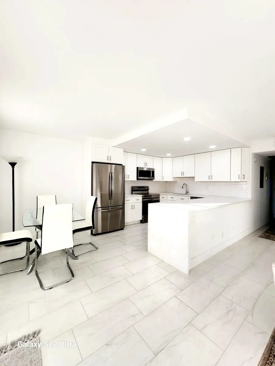 2003 Lincoln A, Boca Raton, FL 33434 - #3