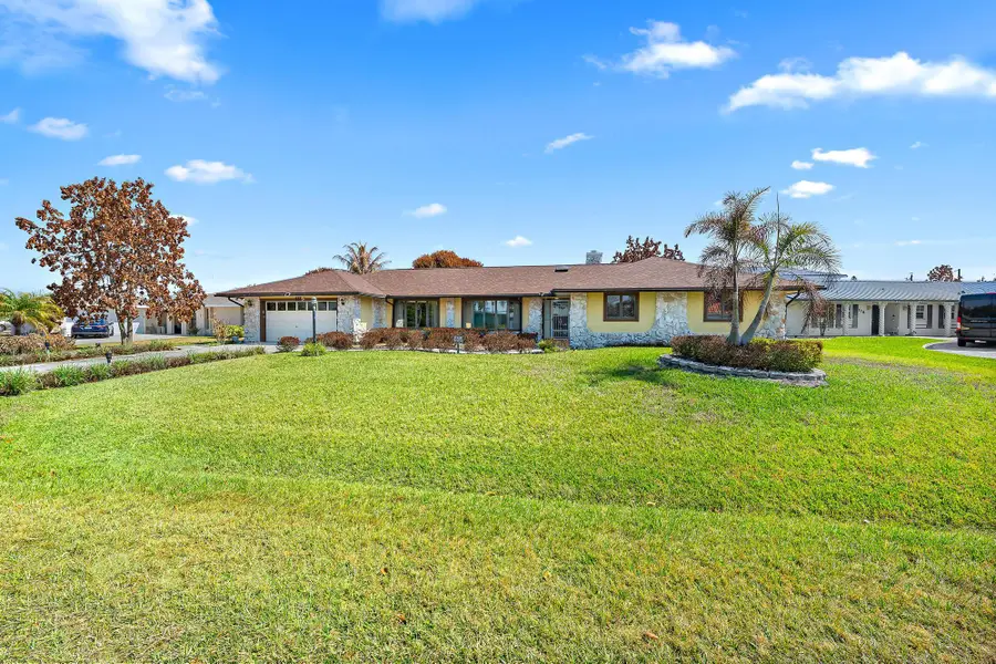 122 N Naranja Avenue, Port Saint Lucie, FL 34983 - #2