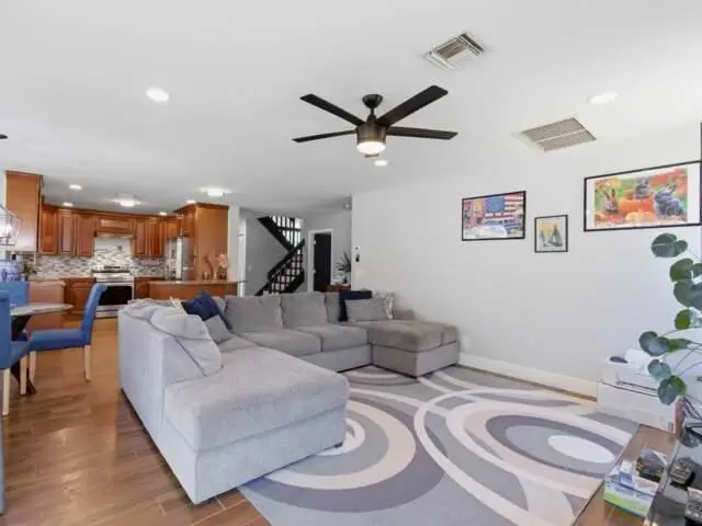 5528 Descartes Circle, Boynton Beach, FL 33472 - #3