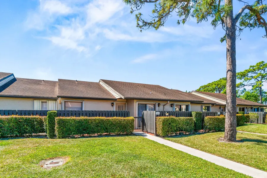 704 Sunny Pine Way #C, Greenacres, FL 33415 - #2