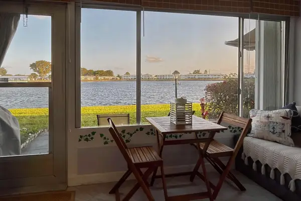 1116 Lake Terrace #114, Boynton Beach, FL 33426