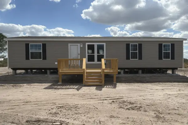 18990 NW 268th Street, Okeechobee, FL 34972