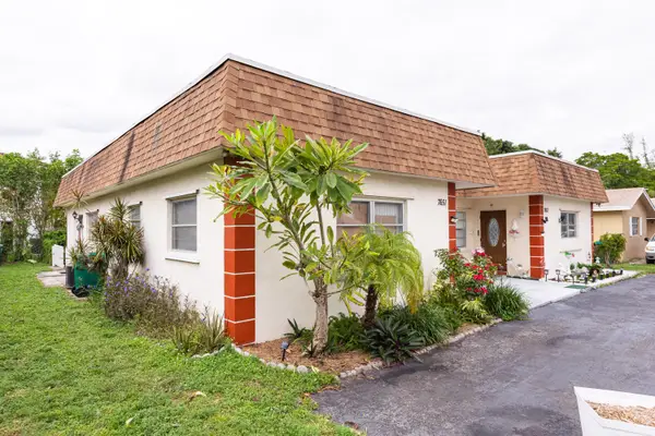 7651 NW 74th Avenue #1-2, Tamarac, FL 33321