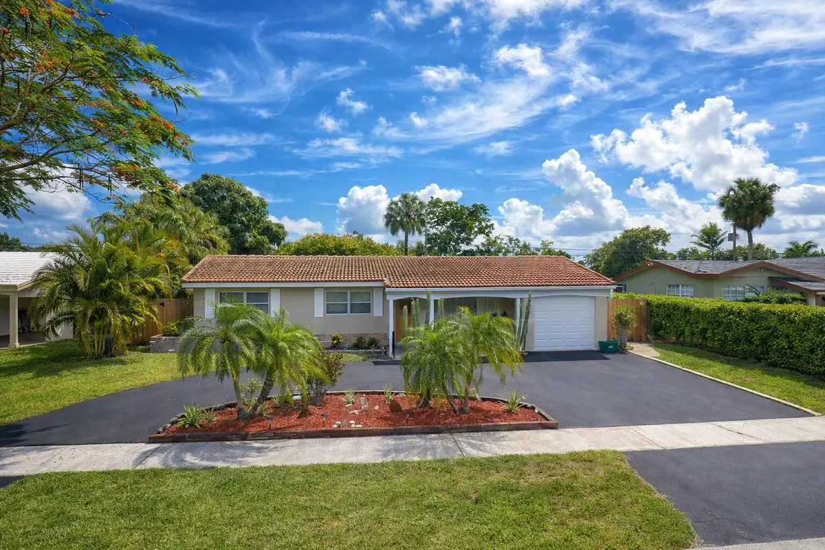 2120 NE 62nd Court, Fort Lauderdale, FL 33308 - #1