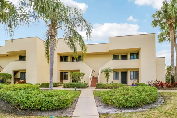 6980 SE Constitution Boulevard #105, Hobe Sound, FL 33455