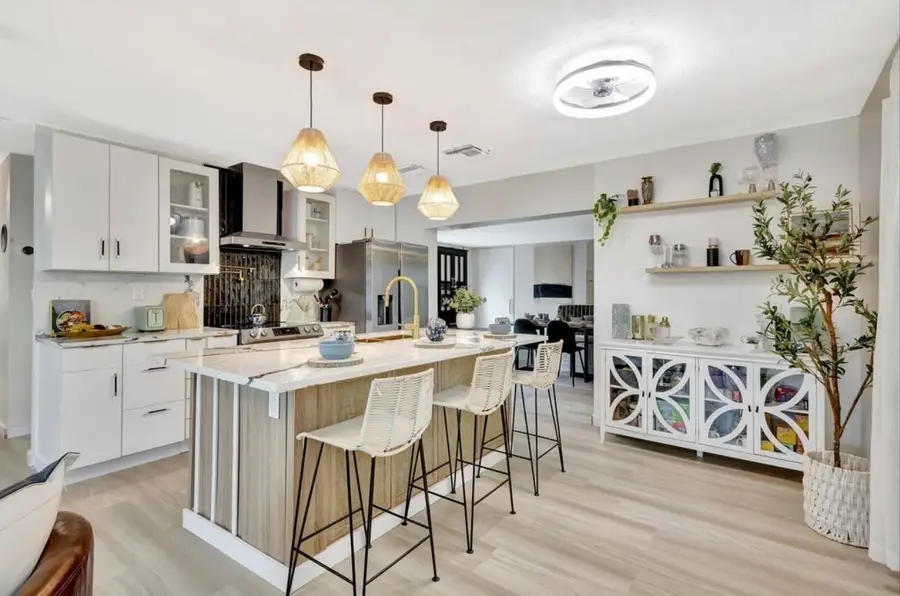 115 W 31st Court, Riviera Beach, FL 33404 - #2