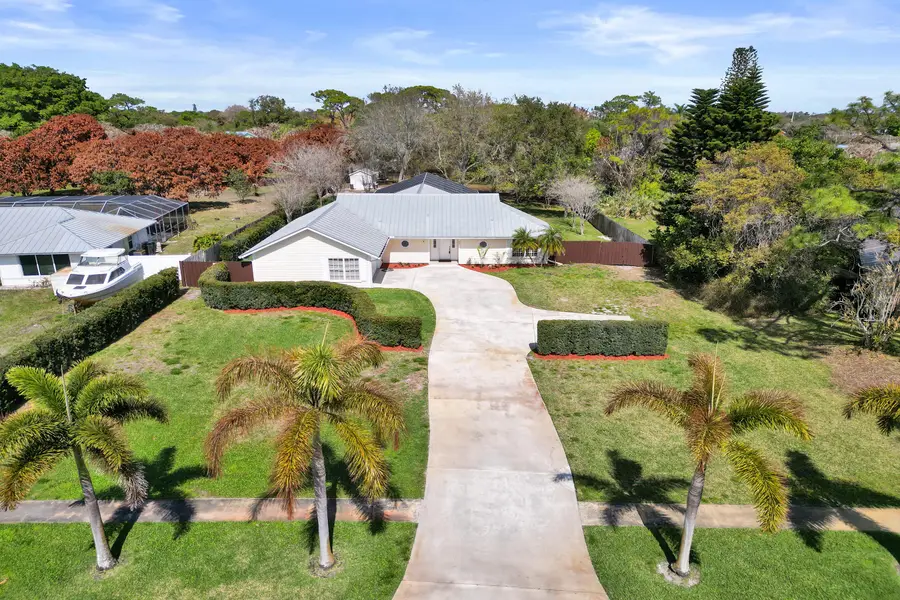 901 NE Town Terrace, Jensen Beach, FL 34957 - #3