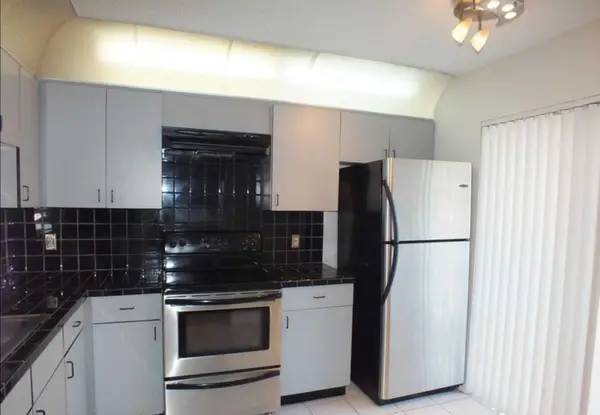 300 E Club Circle #201, Boca Raton, FL 33487