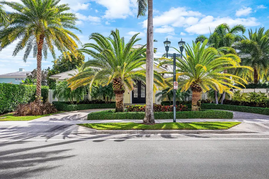 201 NE 3rd Court, Boca Raton, FL 33432 - #3