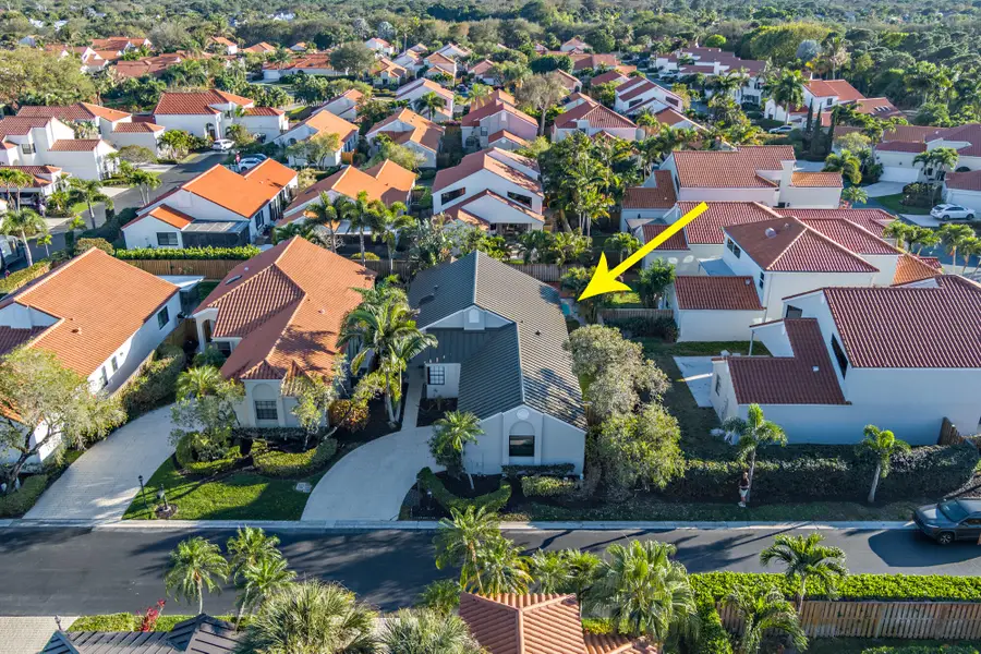 2690 Mikasa Drive, Palm Beach Gardens, FL 33410 - #2