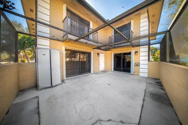 1482 N Lawnwood Circle #31d, Fort Pierce, FL 34950 - #2