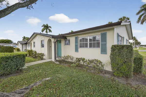 2960 Ashley Drive E #D, West Palm Beach, FL 33415