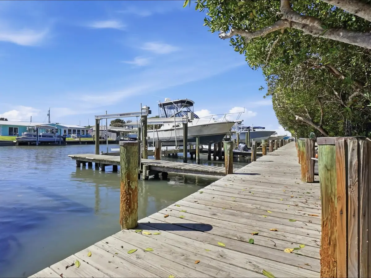 3206 S Lakeview Circle #1105, Hutchinson Island, FL 34949 - #1