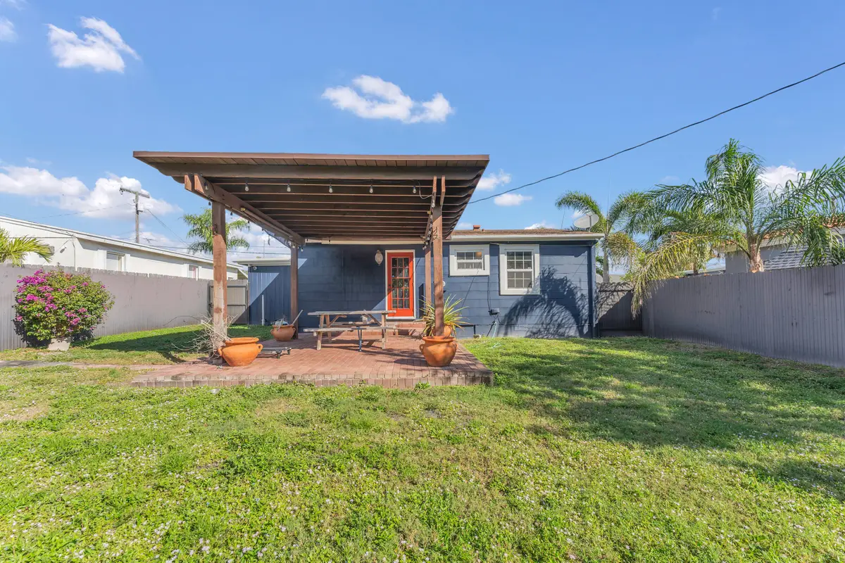 818 Kaye Street, West Palm Beach, FL 33405 - #1