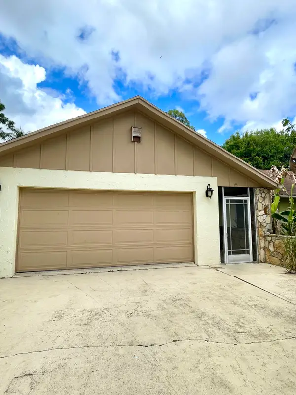 6685 Lakeside Road, West Palm Beach, FL 33411