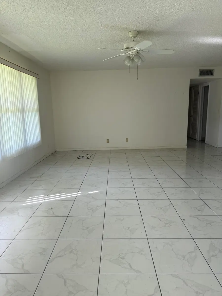 211 Country Lane E #A, Boynton Beach, FL 33435 - #2