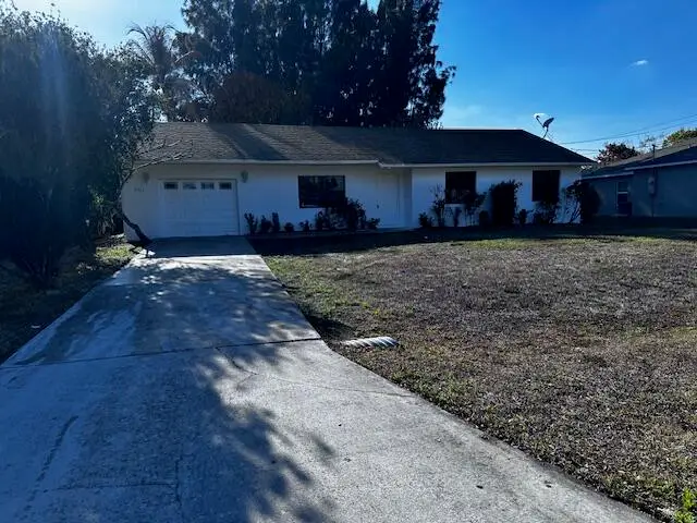 3245 SE Pinto Street, Port Saint Lucie, FL 34984 - #1