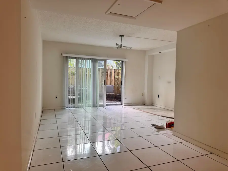 801 W Oakland Park Boulevard #C6, Oakland Park, FL 33311 - #2