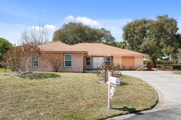 6581 SE Nantucket Court, Hobe Sound, FL 33455