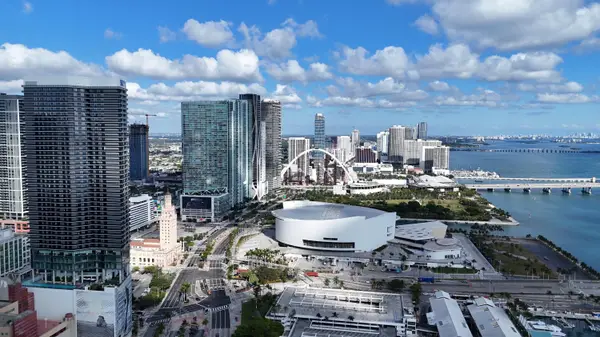 398 NE 5th Street #2118, Miami, FL 33132