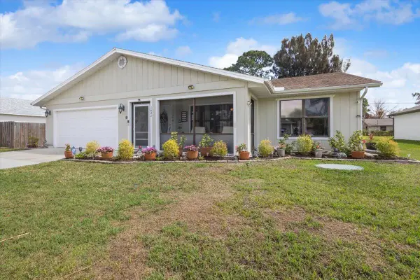 1641 SE Clearmont Street, Port St Lucie, FL 34983