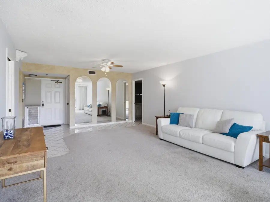 5390 Woodland Lakes Drive #104, Palm Beach Gardens, FL 33418 - #3