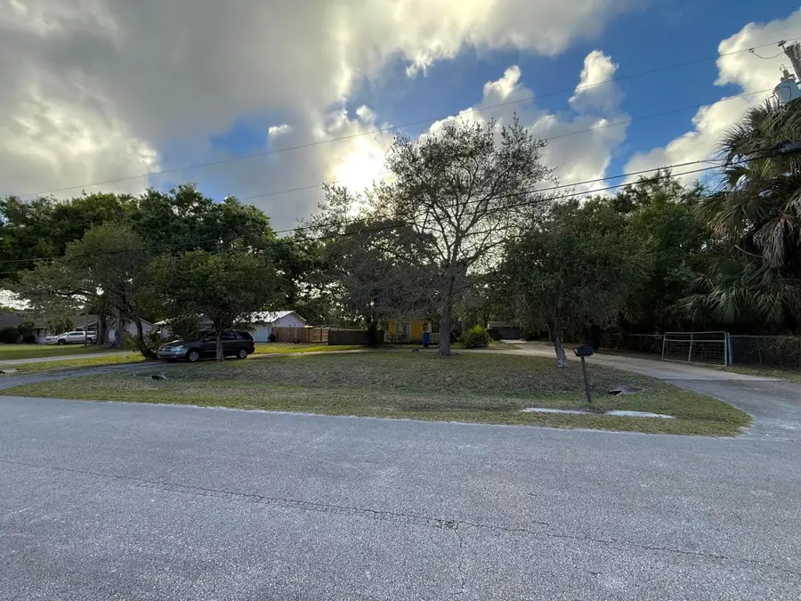 4609 Buchanan Drive, Fort Pierce, FL 34982 - #3