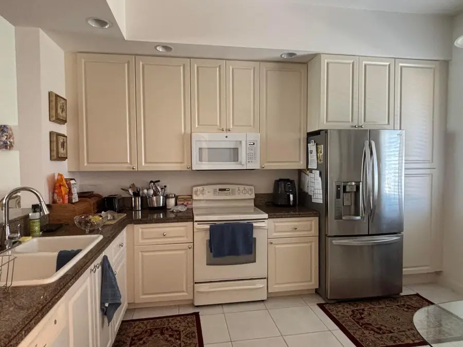 24 Harbour Isle Drive W #305, Fort Pierce, FL 34949 - #2