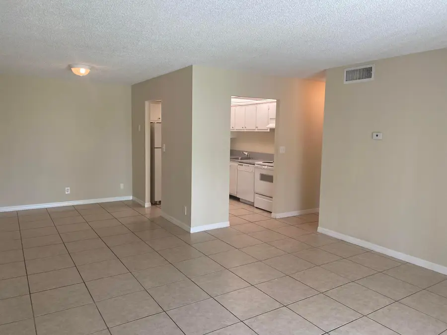 409 Executive Center Drive #211, West Palm Beach, FL 33401 - #2