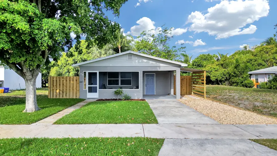 240 NW 9th Avenue, Delray Beach, FL 33444 - #2