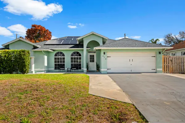 314 SE Fisk Road, Port St Lucie, FL 34984