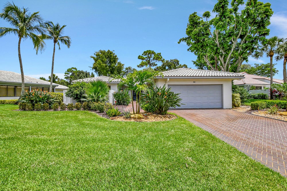 49 Northwoods Lane, Boynton Beach, FL 33436 BHGRE