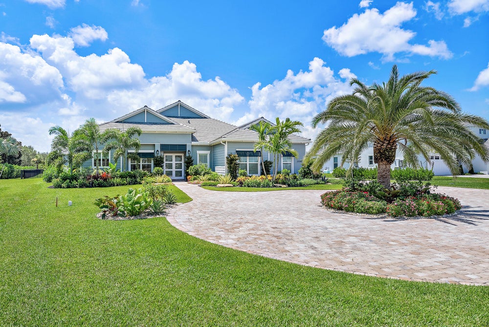 20181 SE Bridgewater Drive, Jupiter, FL 33458 BHGRE