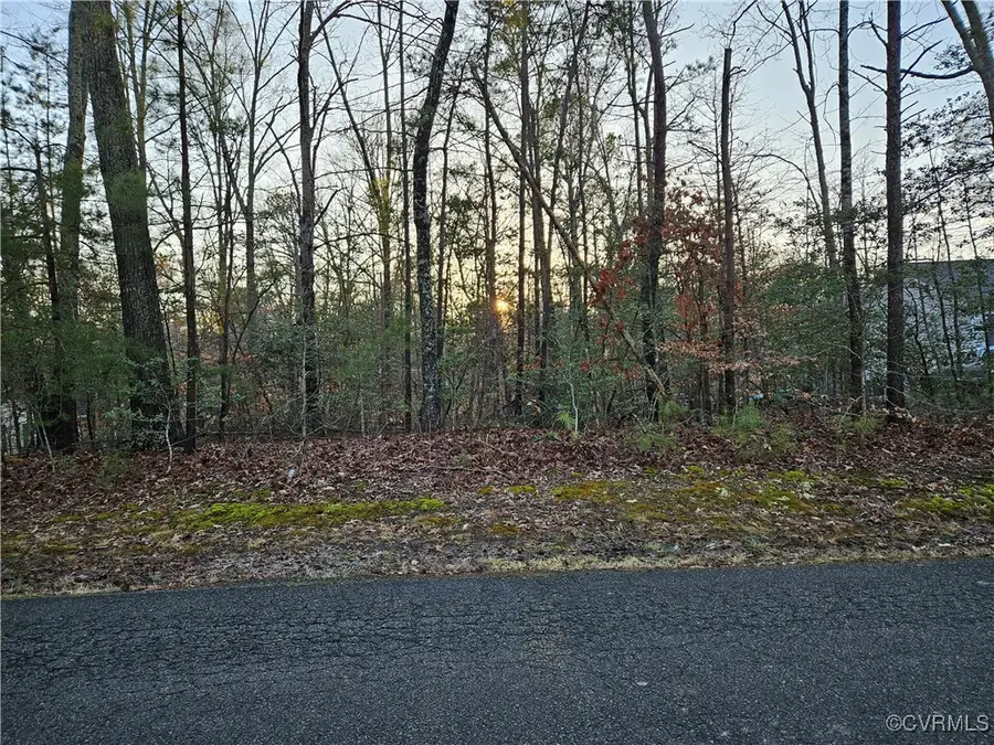 291 Land Or Drive, Ruther Glen, VA 22546 - #3