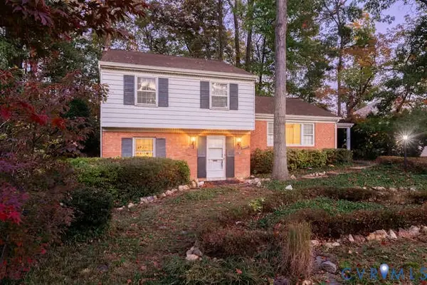 8347 Carrleigh Parkway, Springfield, VA 22152