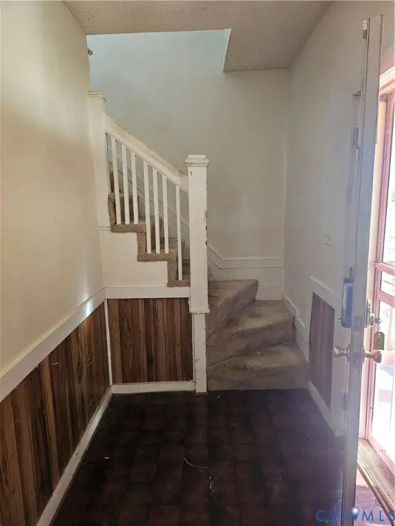 1127 Upper Appomattox Street, Petersburg, VA 23803 - #2