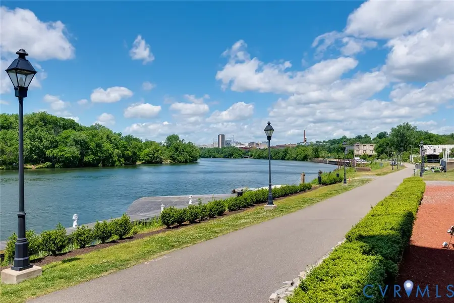 251 Rocketts Way #405, Henrico, VA 23231 - Image #2