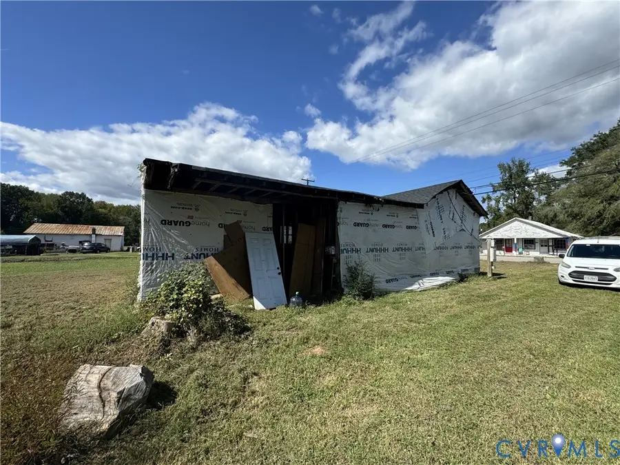 13028 Lee Avenue, Stony Creek, VA 23882 - Image #3