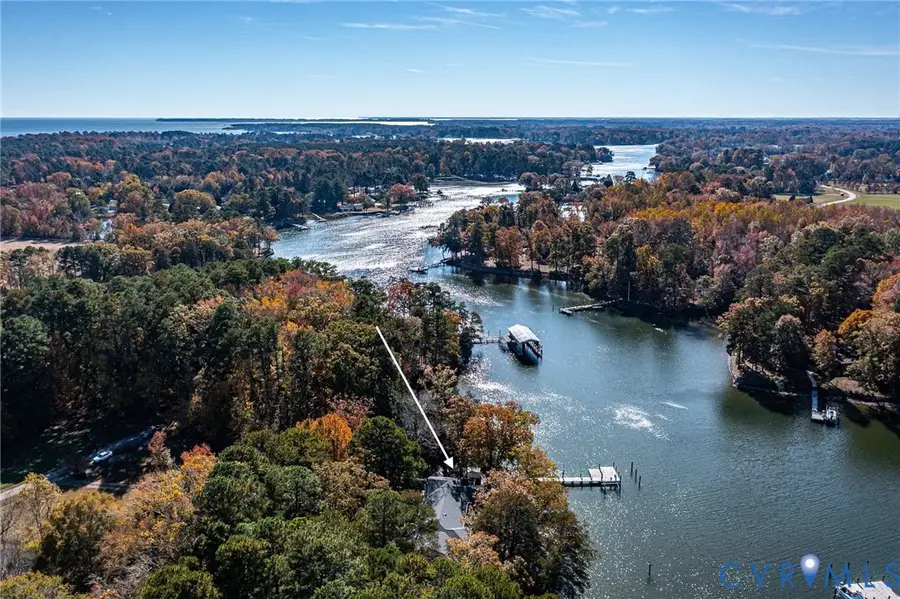 492 Pine Reach Drive, Kilmarnock, VA 22482 - Image #2