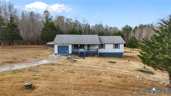 927 E Courthouse Road, Blackstone, VA 23824