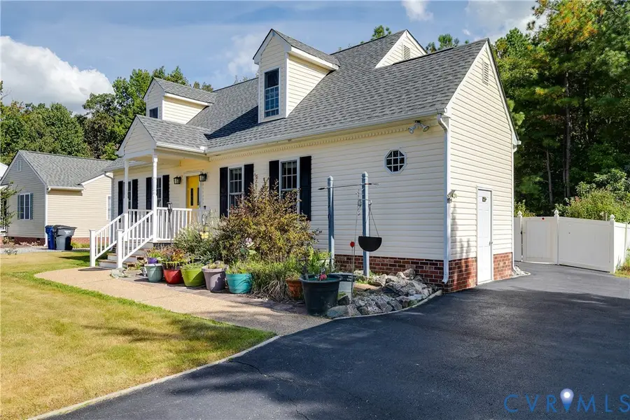 11701 Clear Ridge Drive, Clover Hill, VA 23112 - Image #3