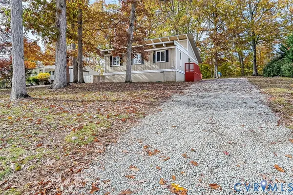 2009 Highland Drive, Powhatan, VA 23139