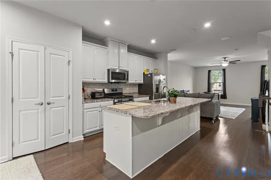 7905 Wistar Woods Court, Richmond, VA 23228 - Image #3