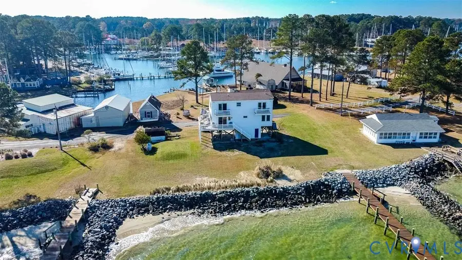 402 Riverside Drive, Deltaville, VA 23043 - Image #3
