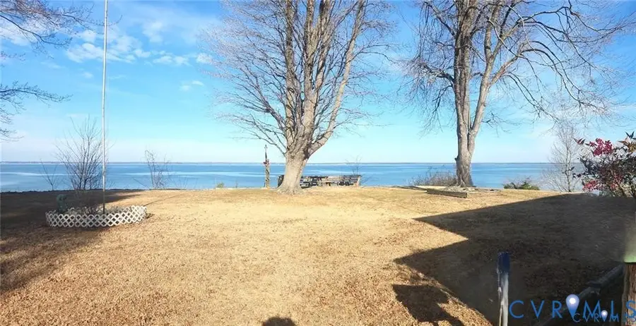 70 Hummingbird Lane, Jamaica, VA 23079 - Image #2