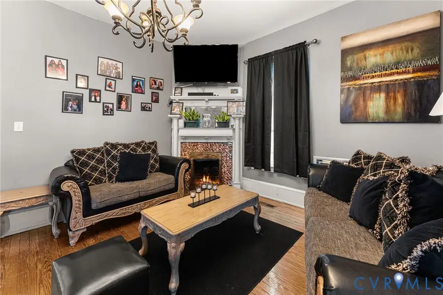 328 Saint Andrew Street, Petersburg, VA 23803 - Image #2